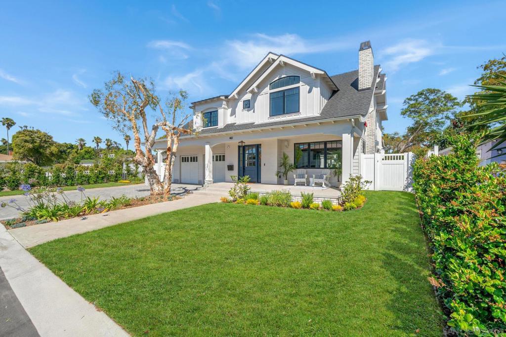 Property Photo: 461 Country Club Ln CA 92118