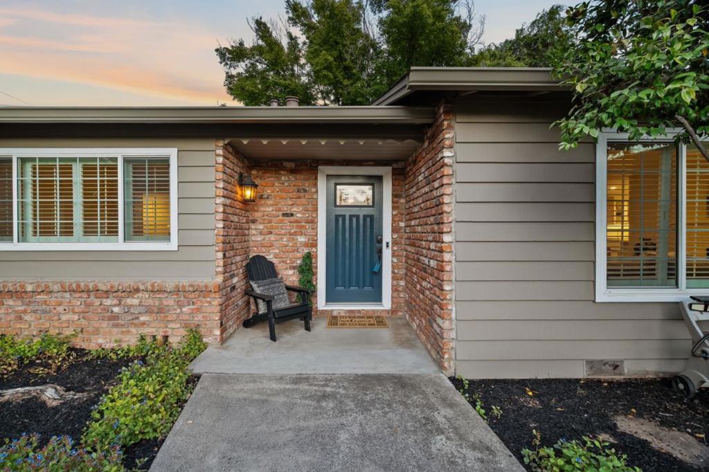 Property Photo: 18709 Metler Court CA 95070