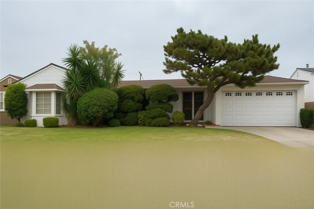 Property Photo:  8900 S 4th Ave  CA 90305 