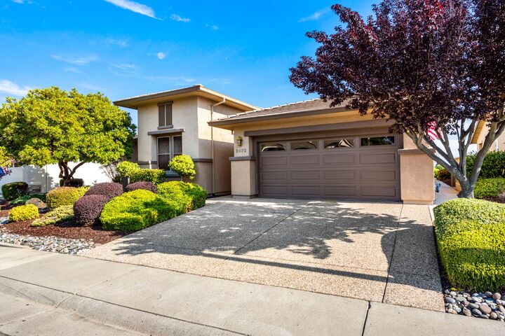 Property Photo:  2472 Kingfisher Lane  CA 95648 