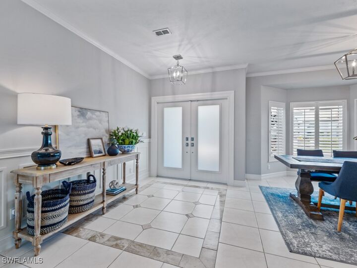 Property Photo:  190 Geranium Court  FL 34145 