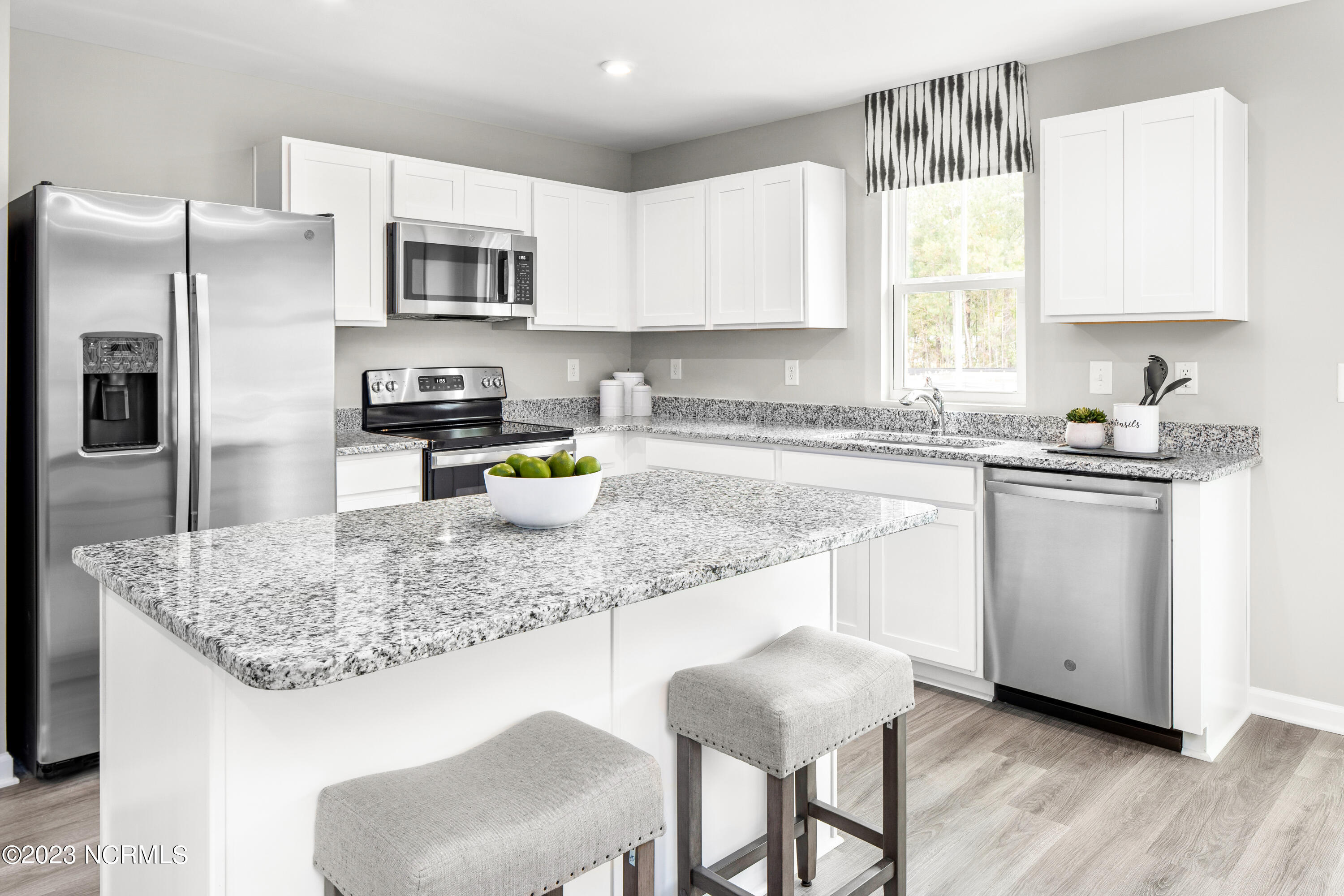 Property Photo: 3101 Penguin Circle NC 27909