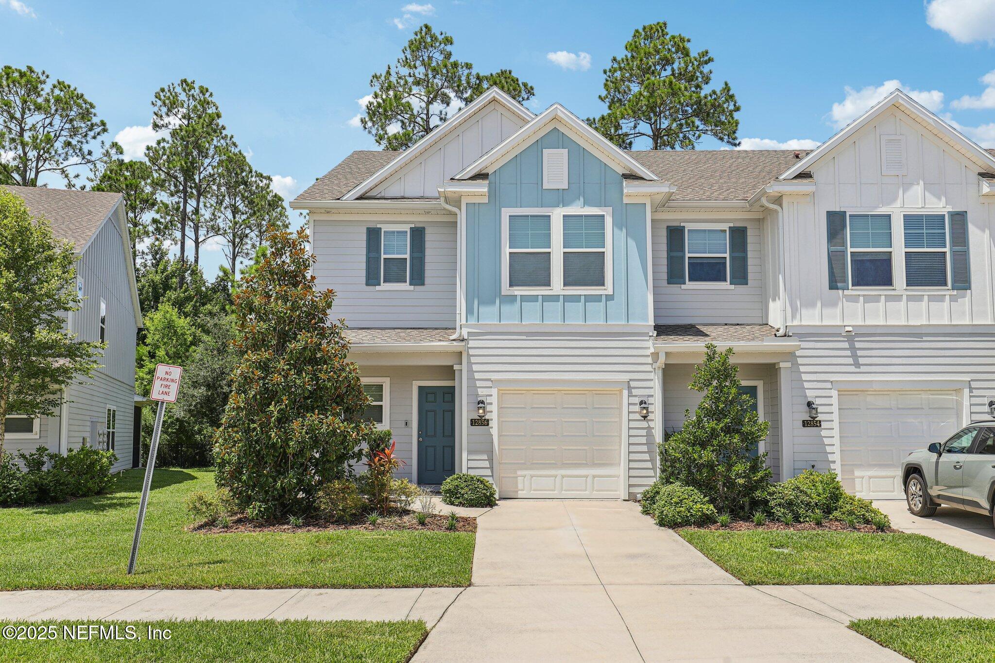 Property Photo: 12856 Josslyn Lane FL 32246