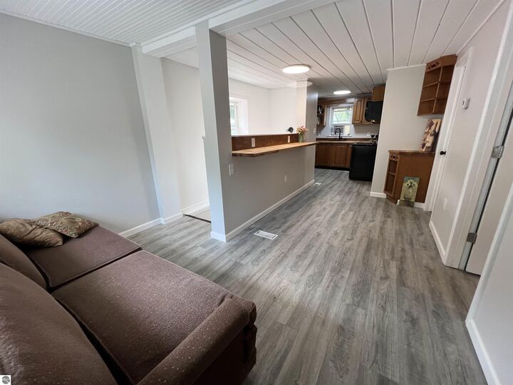 Property Photo:  102 Oak Street  MI 48651 