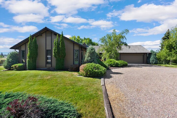Property Photo:  301 Arrow Street  MT 59865 