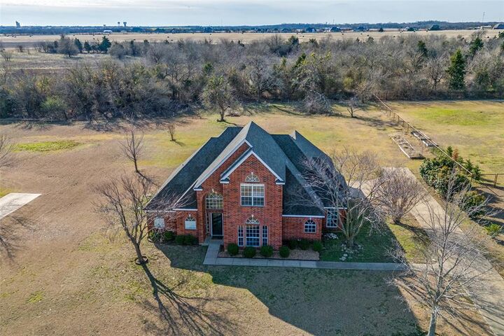 Property Photo: 168 Hunters Glen Drive TX 75167