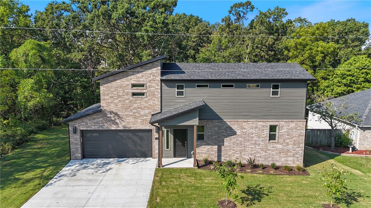 Property Photo: 5 Hebrides Lane AR 72715