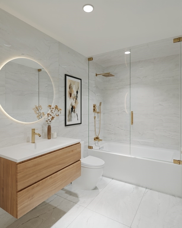 Property Photo:  125 Lowell Street 3C  MA 02143 