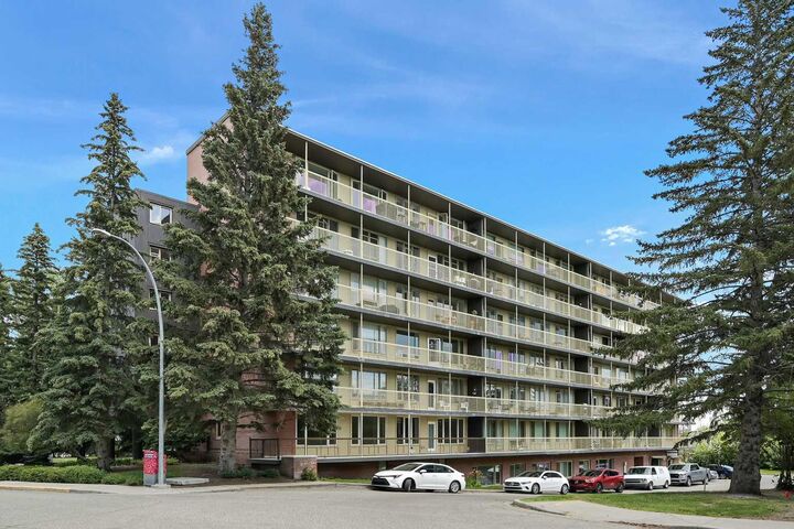 Property Photo: 3316 Rideau Place SW 506 AB T2S 1Z4