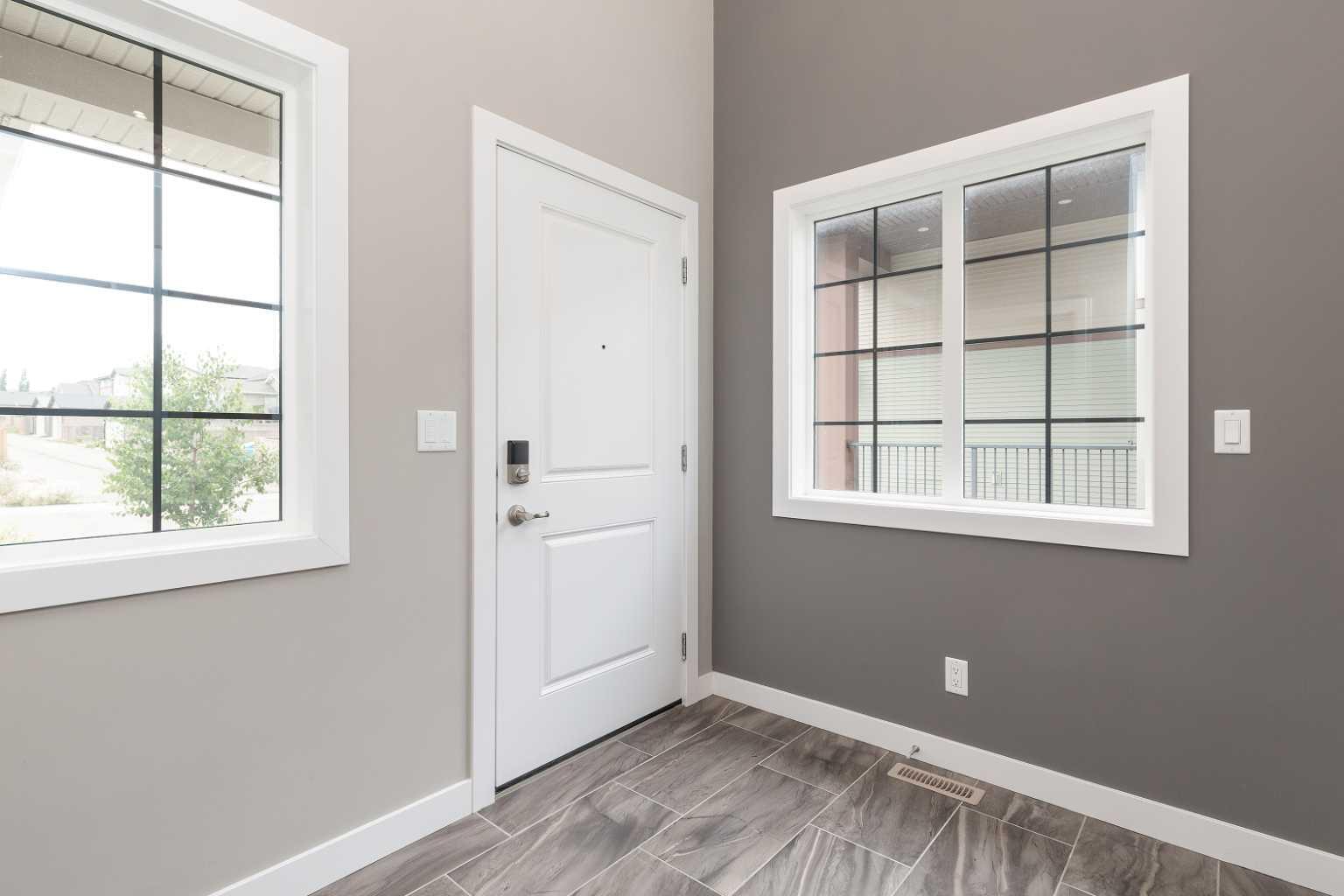 Property Photo: 205 Lasalle Terrace W AB T1J 5G9