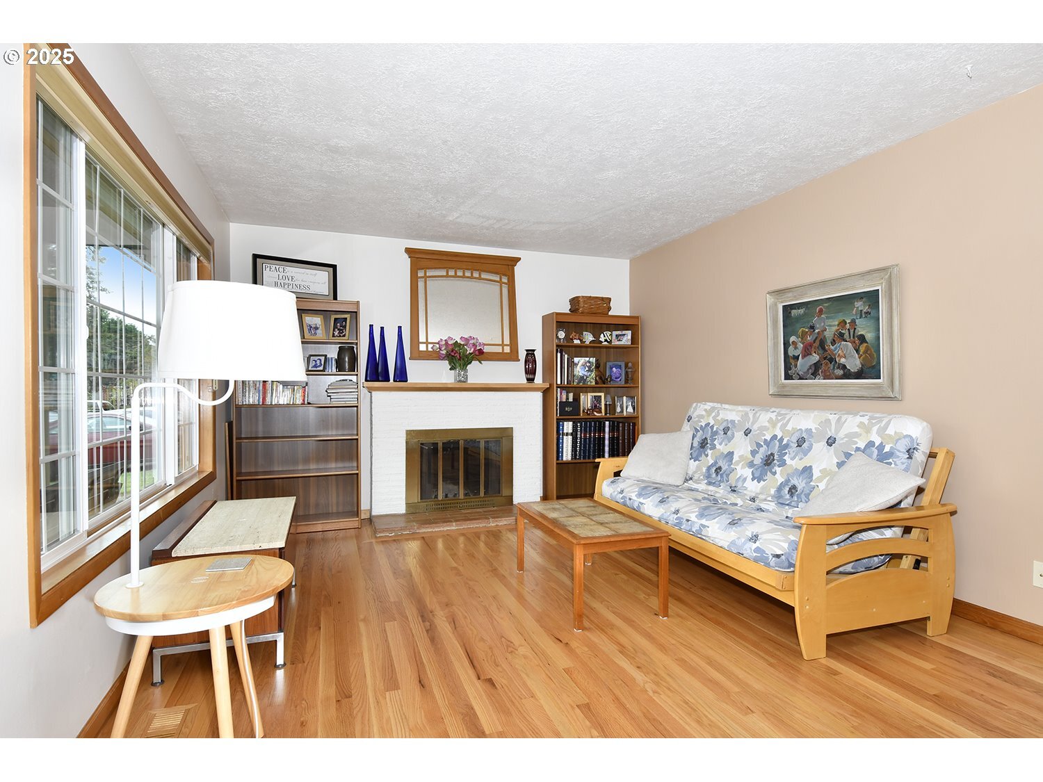 Property Photo: 15833 SE Grant St OR 97233