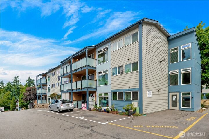 15142  65th Avenue S 314  Tukwila WA 98188 photo