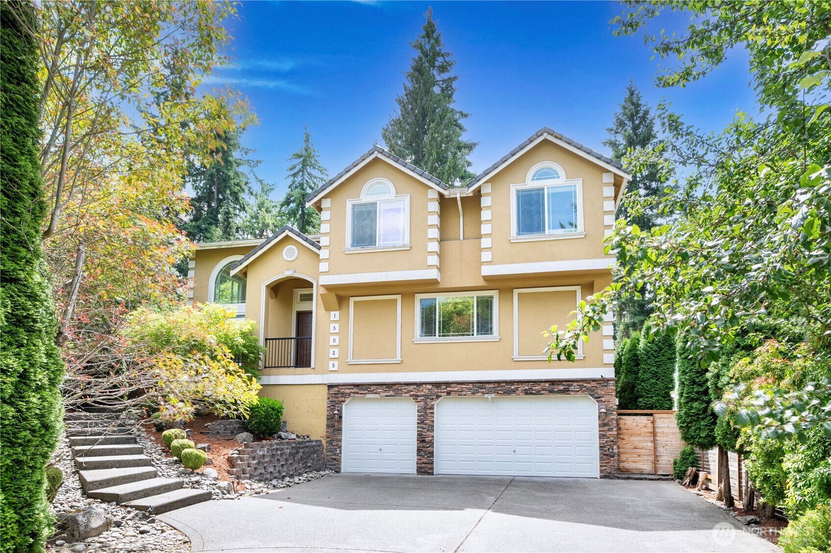 15025 SE 43rd Street  Bellevue WA 98006 photo