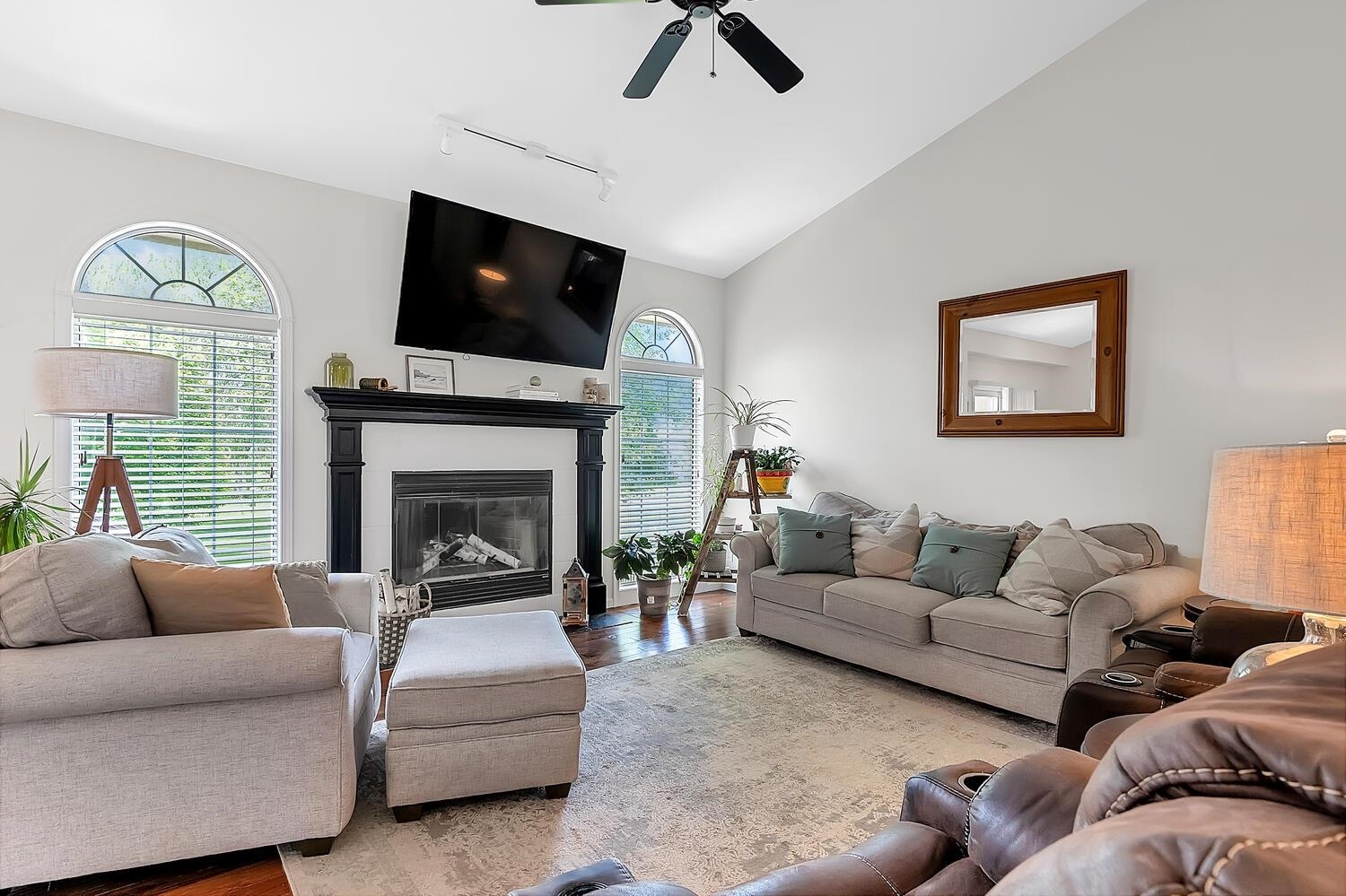 Property Photo: 3333 Bluestem Cir KS 67133