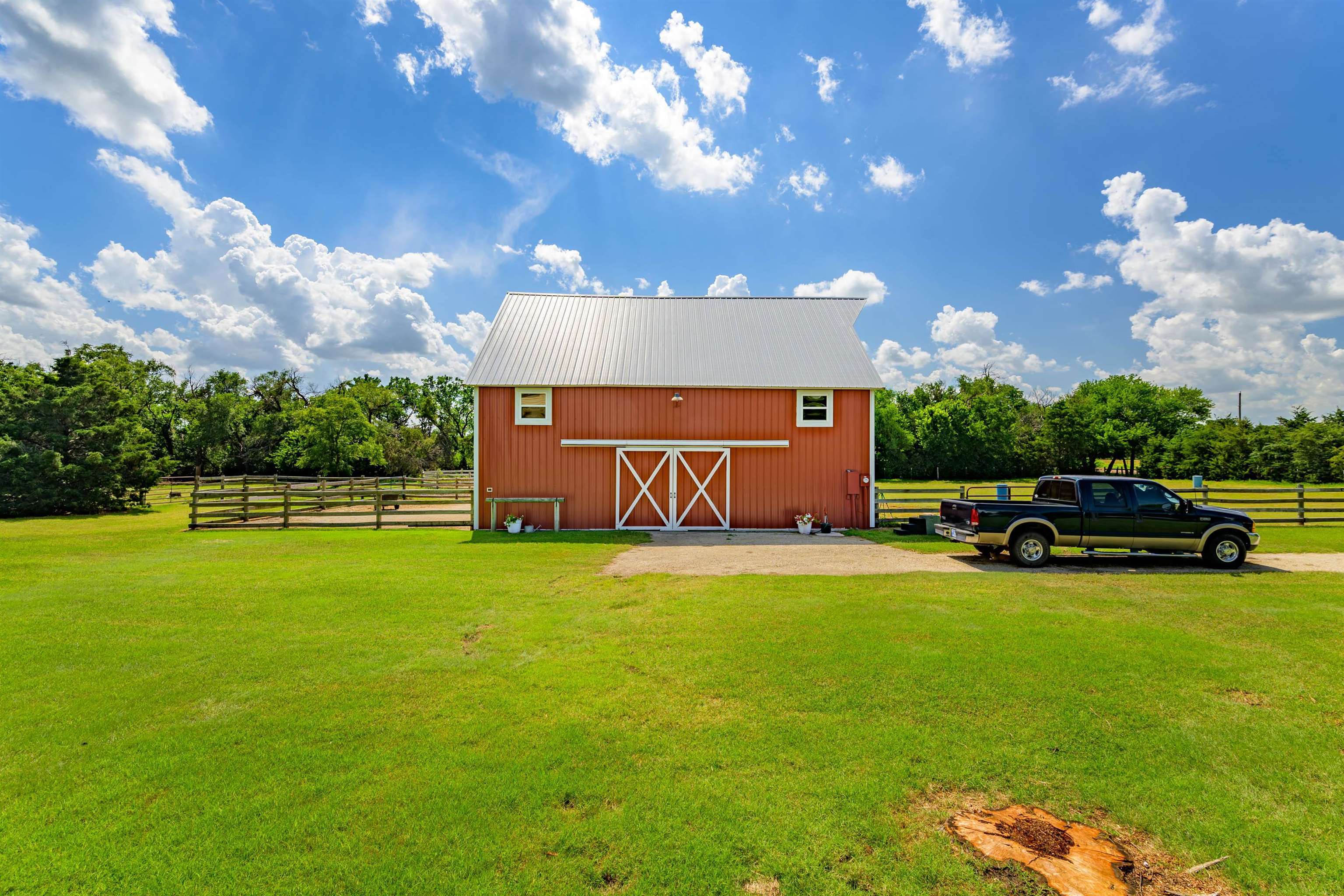 Property Photo:  8835 S 103rd St W  KS 67026 