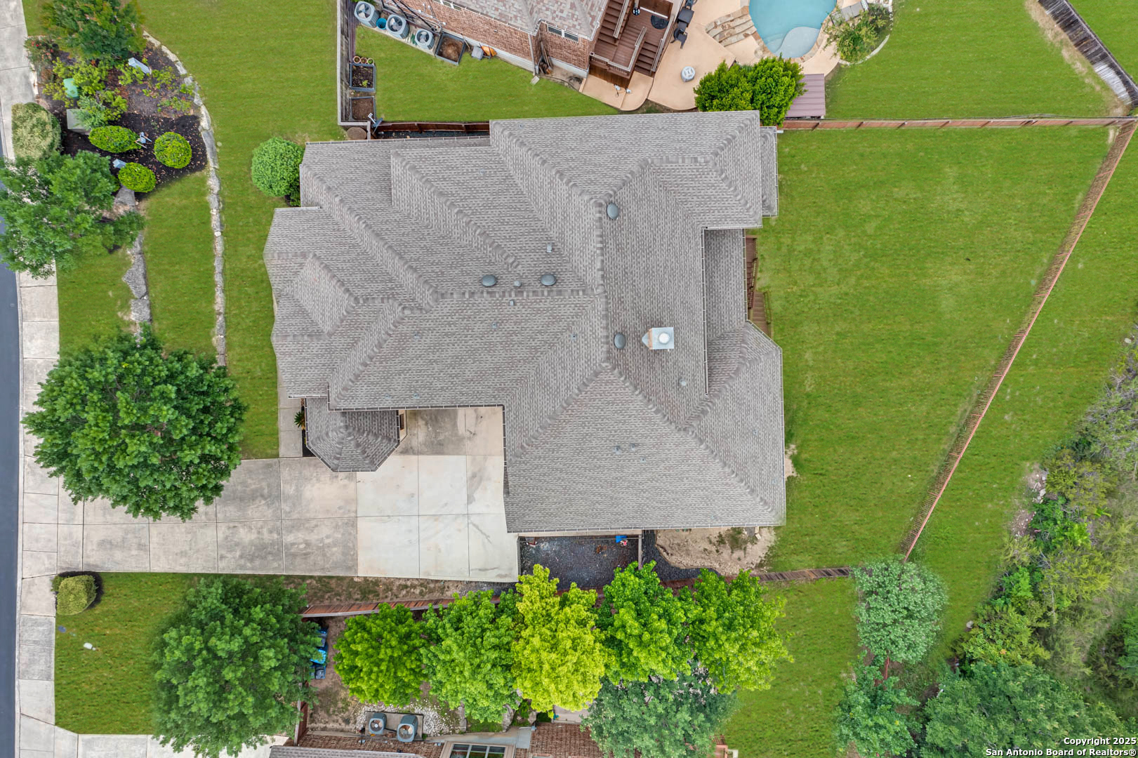 Property Photo: 7735 Stonewall Hill TX 78256