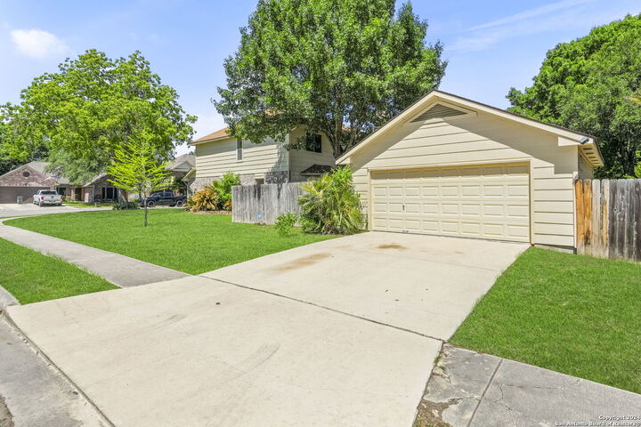 Property Photo:  1001 Grey Feather  TX 78154 