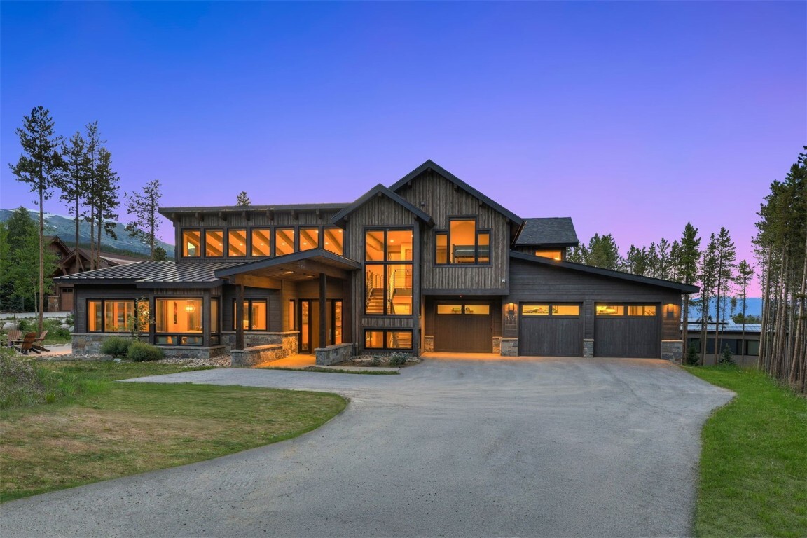 Property Photo:  141 Sawmill Run Drive  CO 80424 