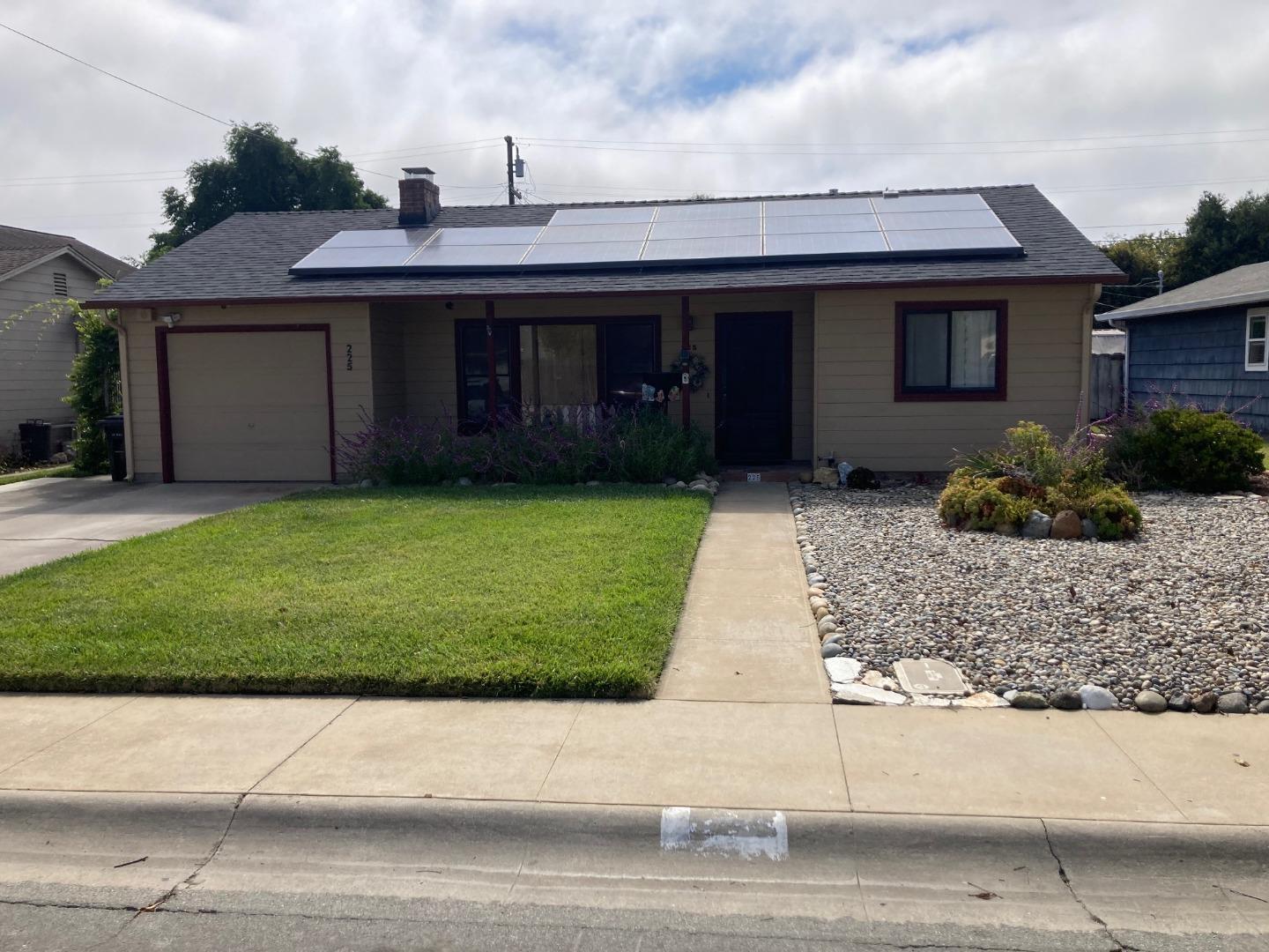 225 Loma Drive  Salinas CA 93906 photo