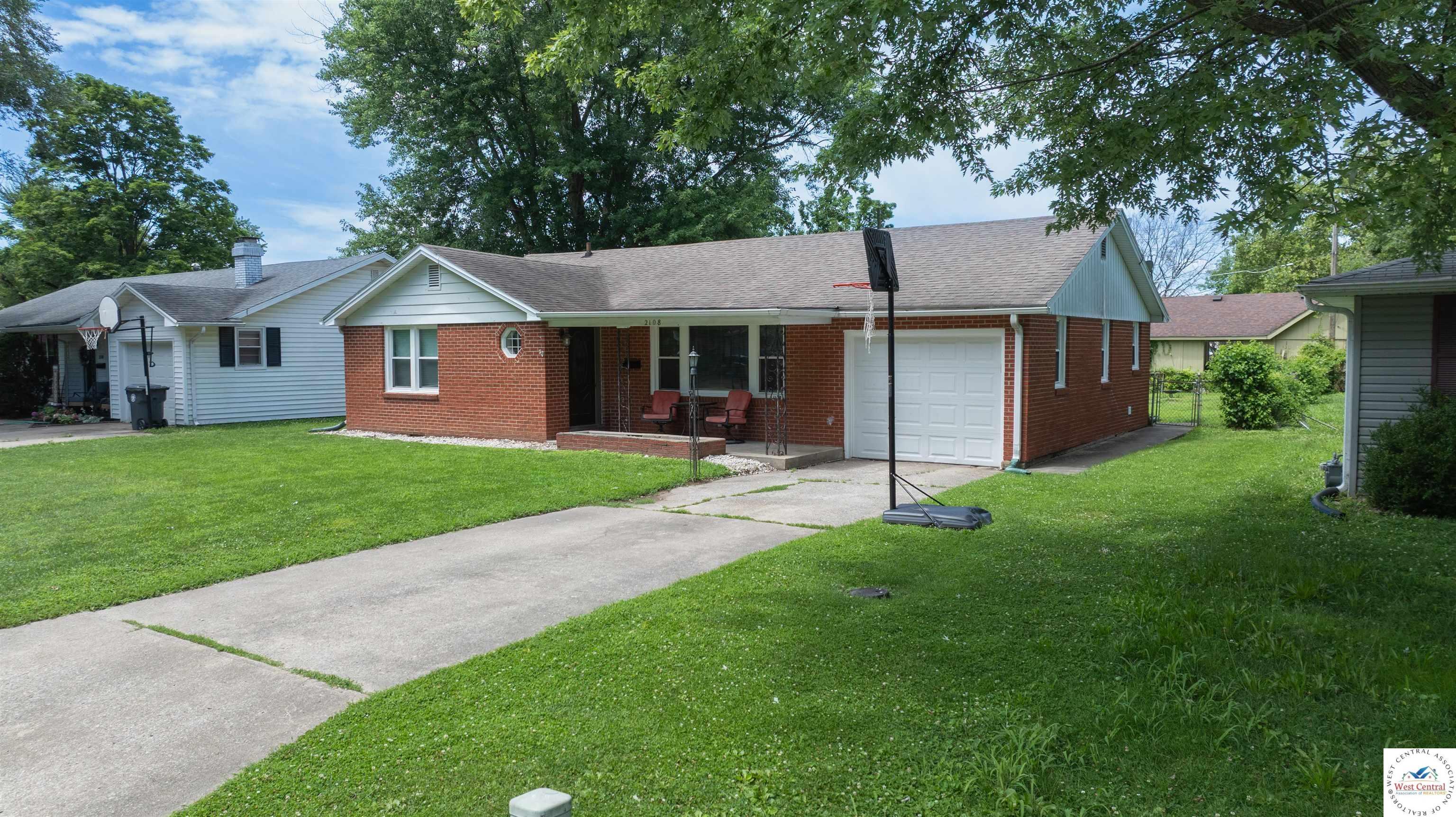 Property Photo: 2108 S Harrison MO 65301
