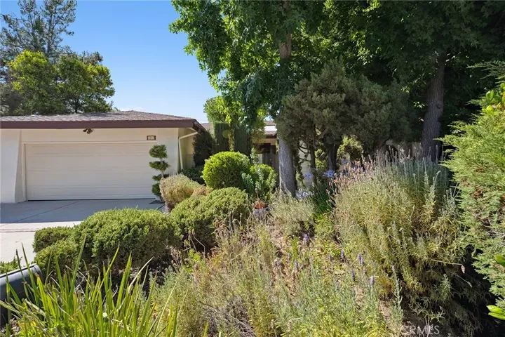 Property Photo: 4241 Kingfisher Road CA 91302