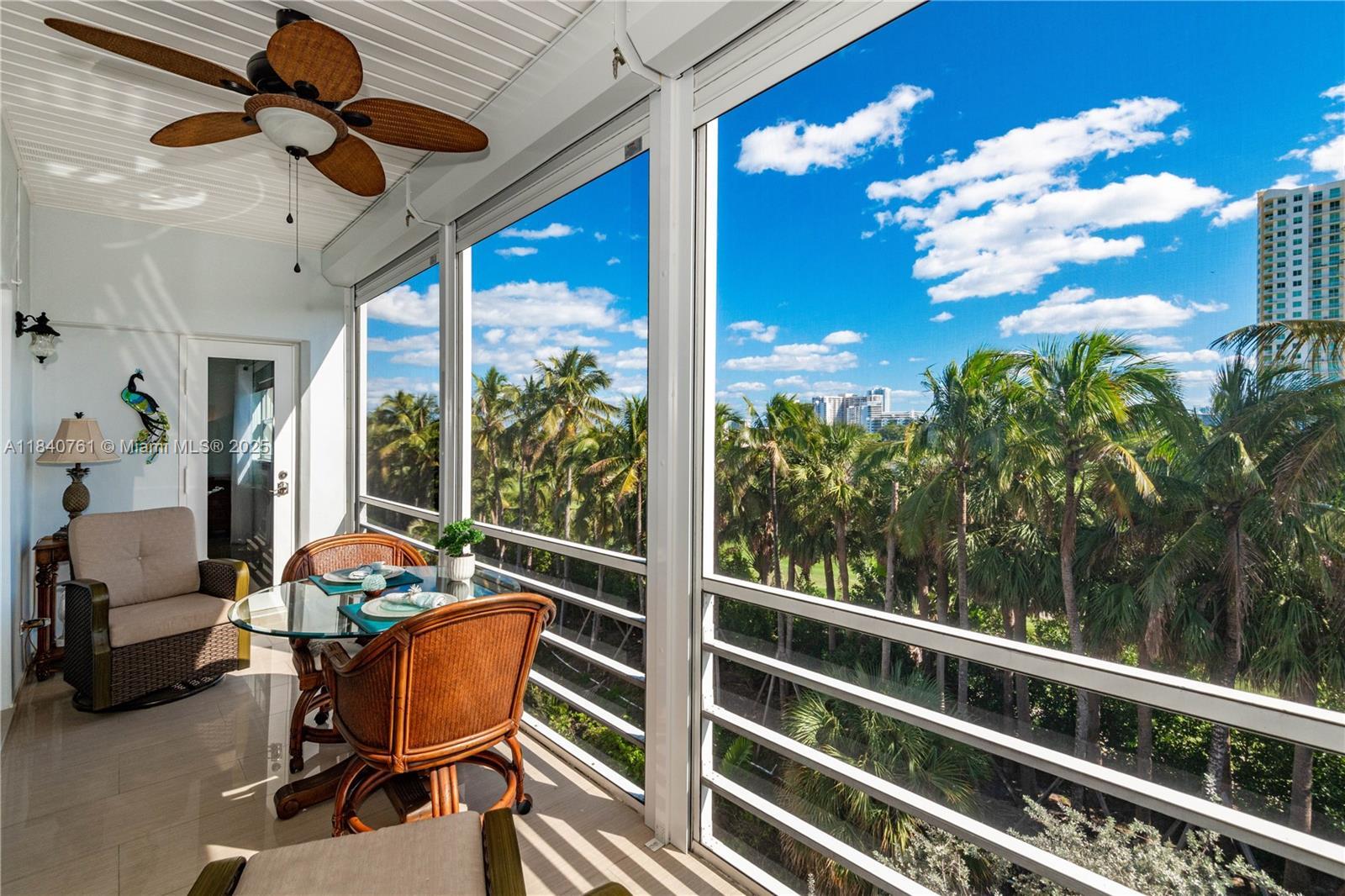 Property Photo: 200 NE 14th Ave 524 FL 33009