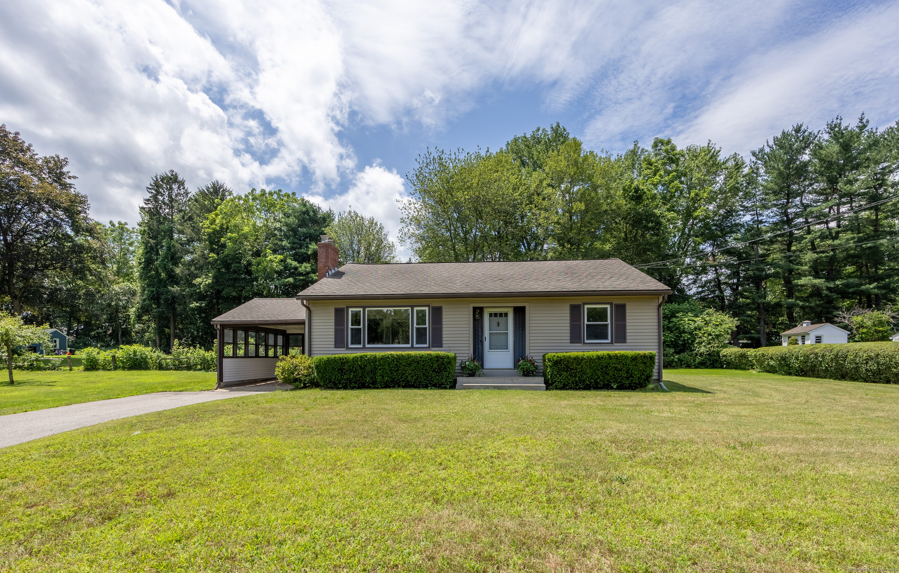 27 Lathrop Drive  Coventry CT 06238 photo