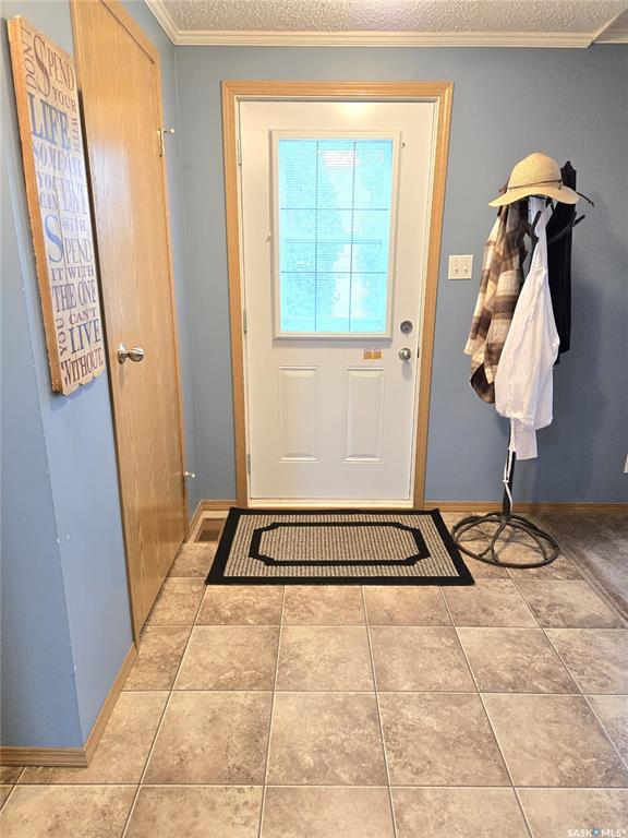 Property Photo:  112 2nd Avenue  SK S0L 2E0 