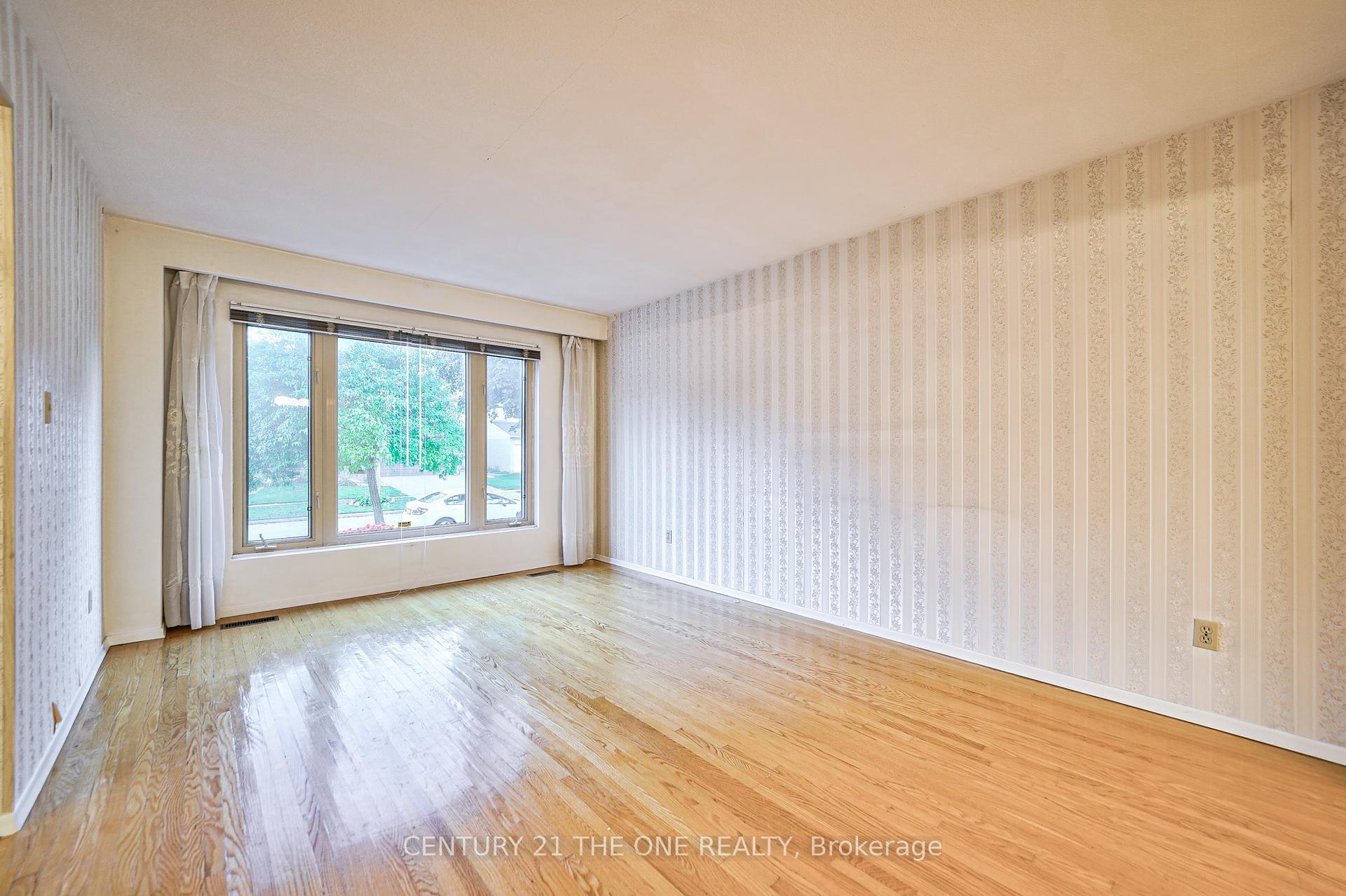 Property Photo: 54 Marblemount Crescent ON M1T 2H4