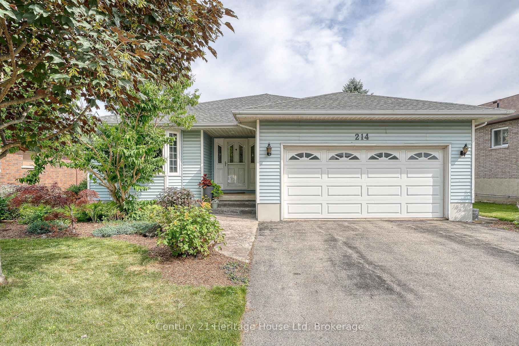 214 John Street S  Stratford ON N5A 7T3 photo
