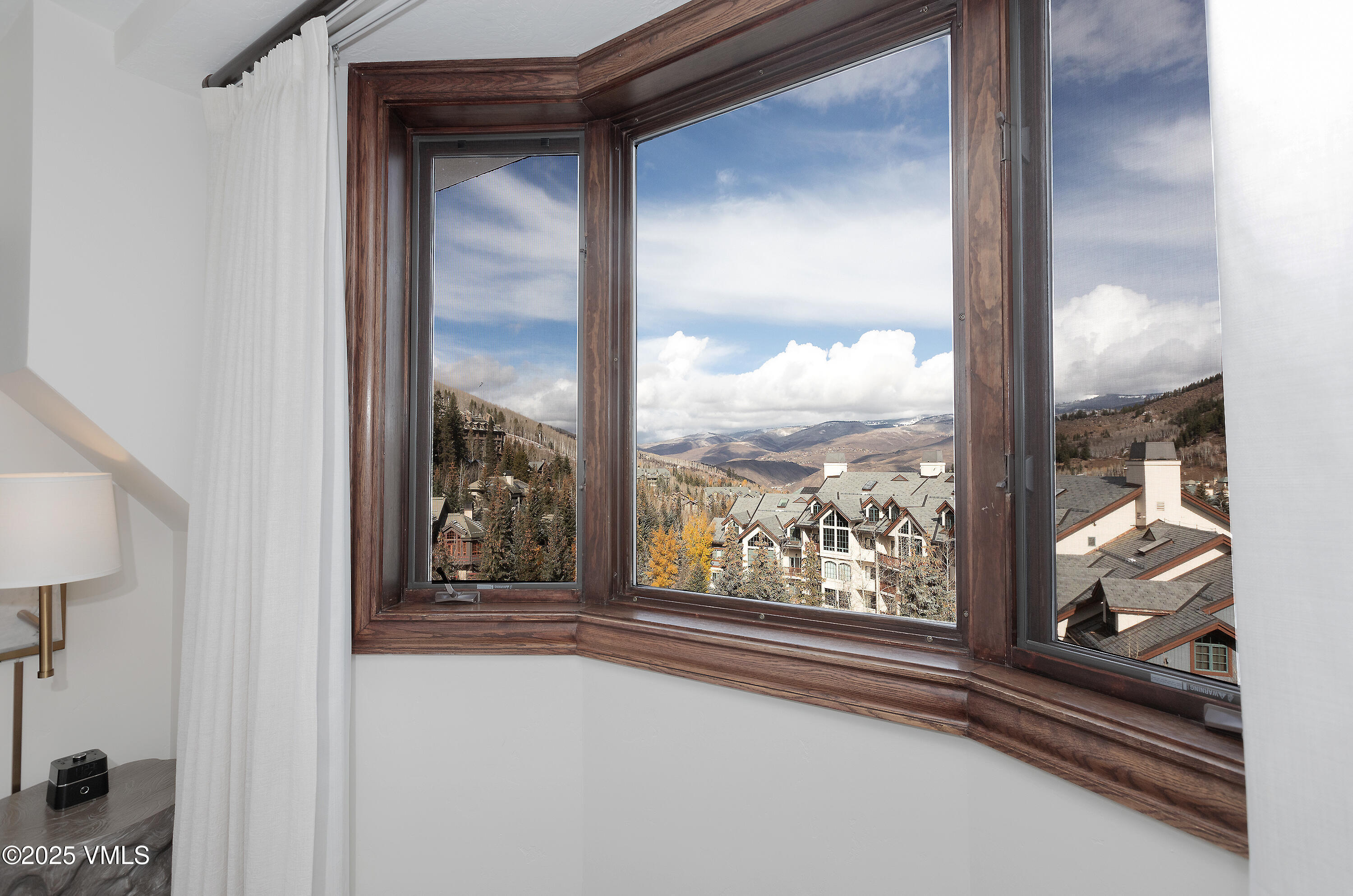 Property Photo:  26 Avondale Lane 502-H  CO 81620 