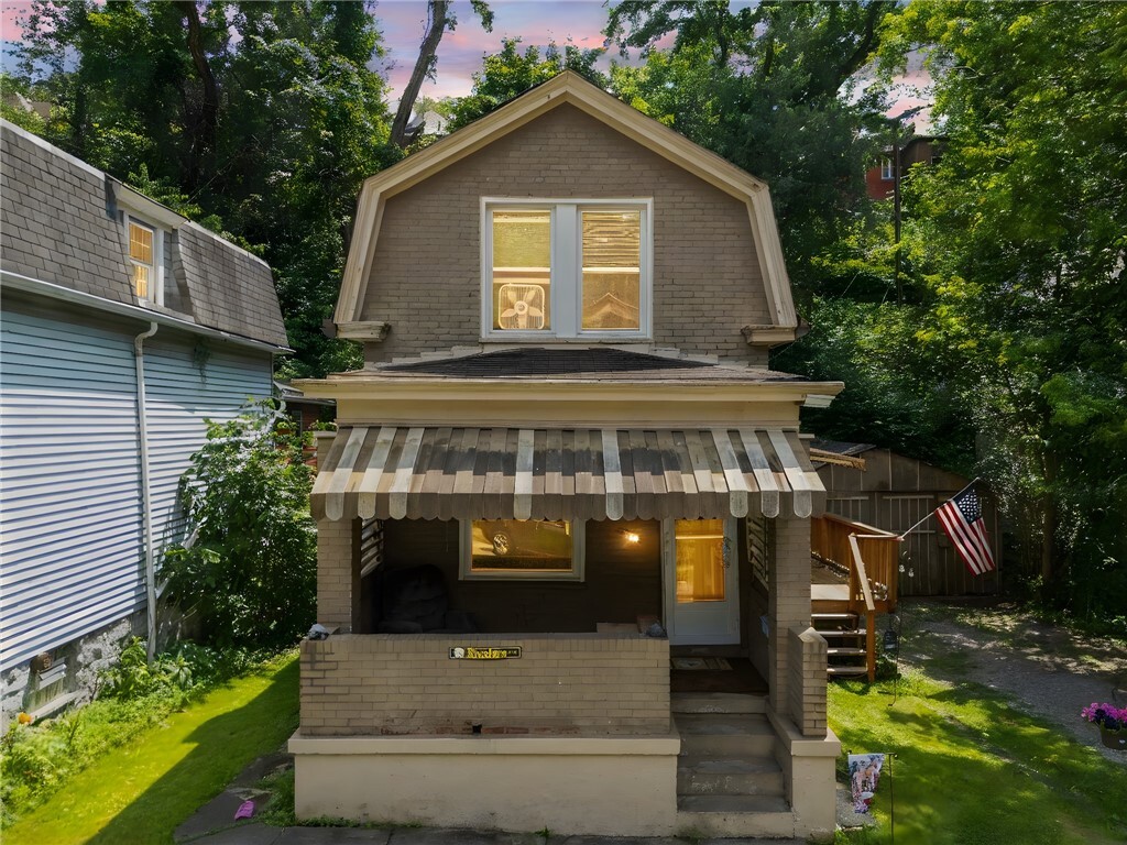 Property Photo: 328 Mathews Ave PA 15210