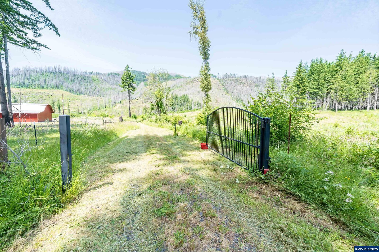 Property Photo: 51789 Gates Bridge E OR 97346