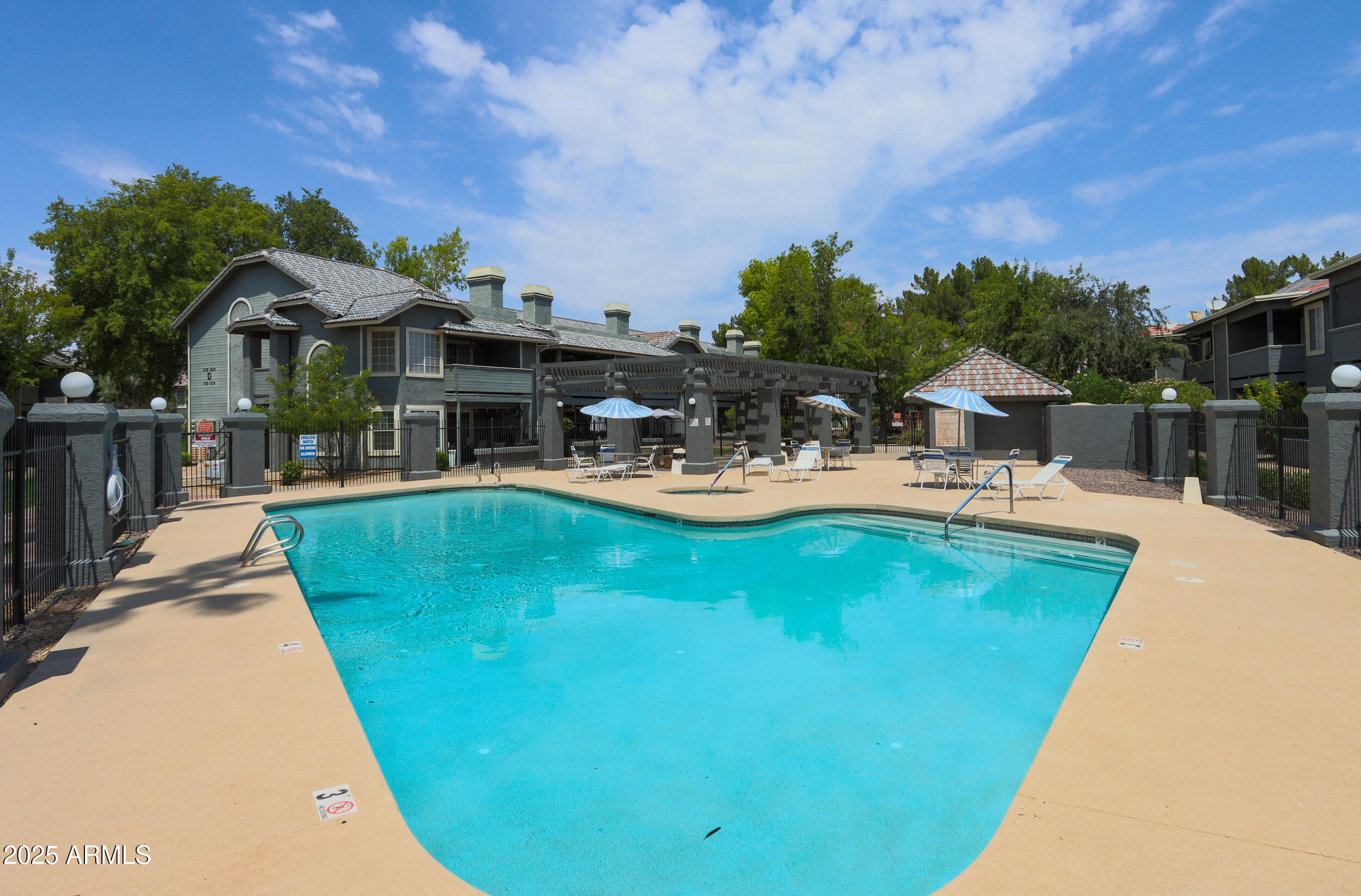 Property Photo:  255 S Kyrene Road 111  AZ 85226 