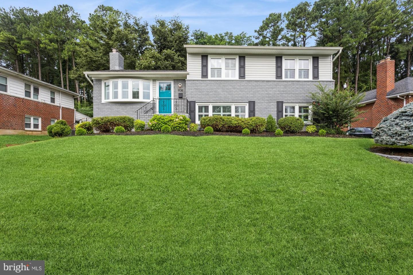 Property Photo: 908 Southwick Drive MD 21286