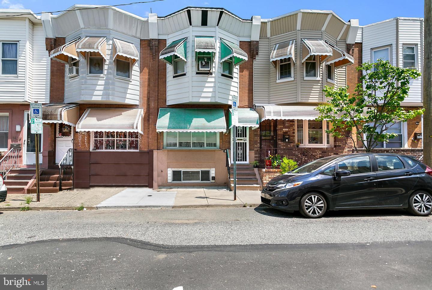 Property Photo:  2633 S Iseminger Street  PA 19148 
