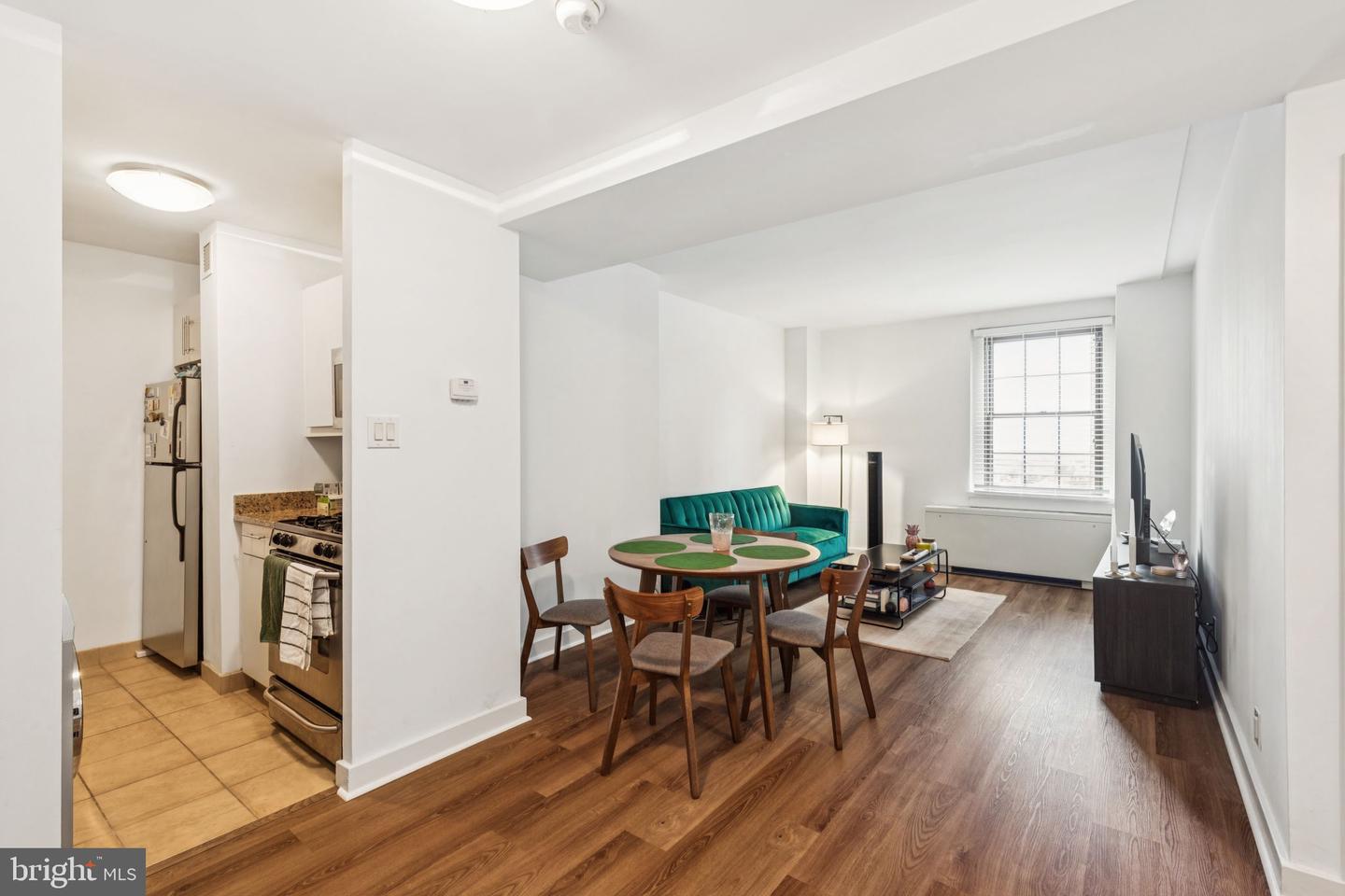 Property Photo:  219 S 18th Street 29 1514  PA 19103 