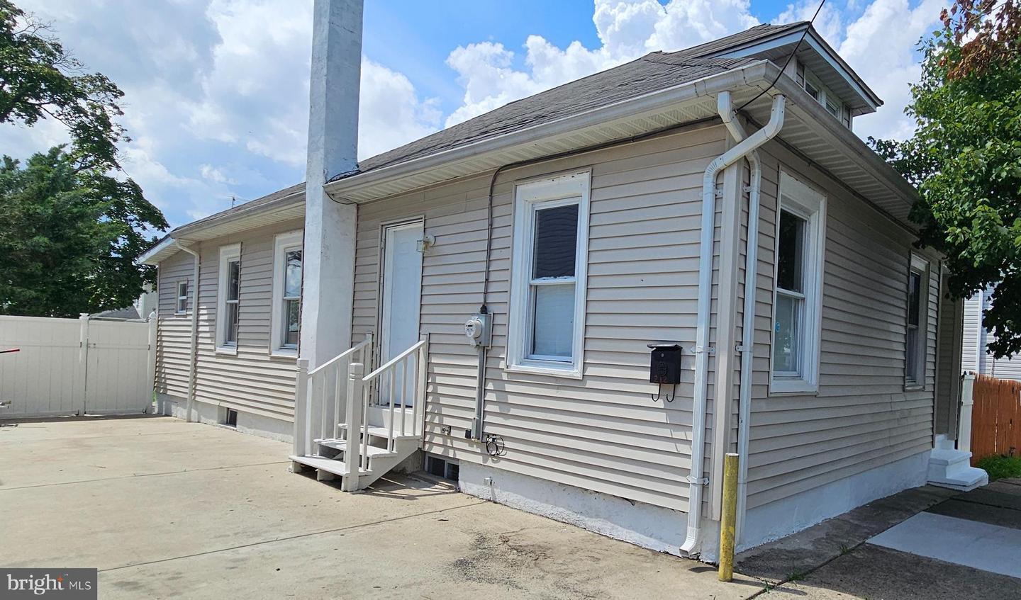 Property Photo: 212 Madison Street NJ 08075