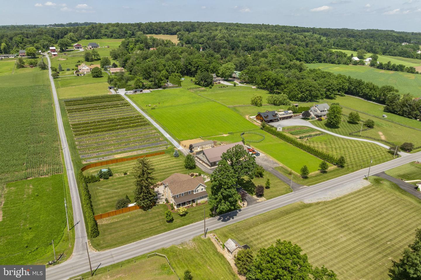 2271 Valley View Road  Narvon PA 17555 photo