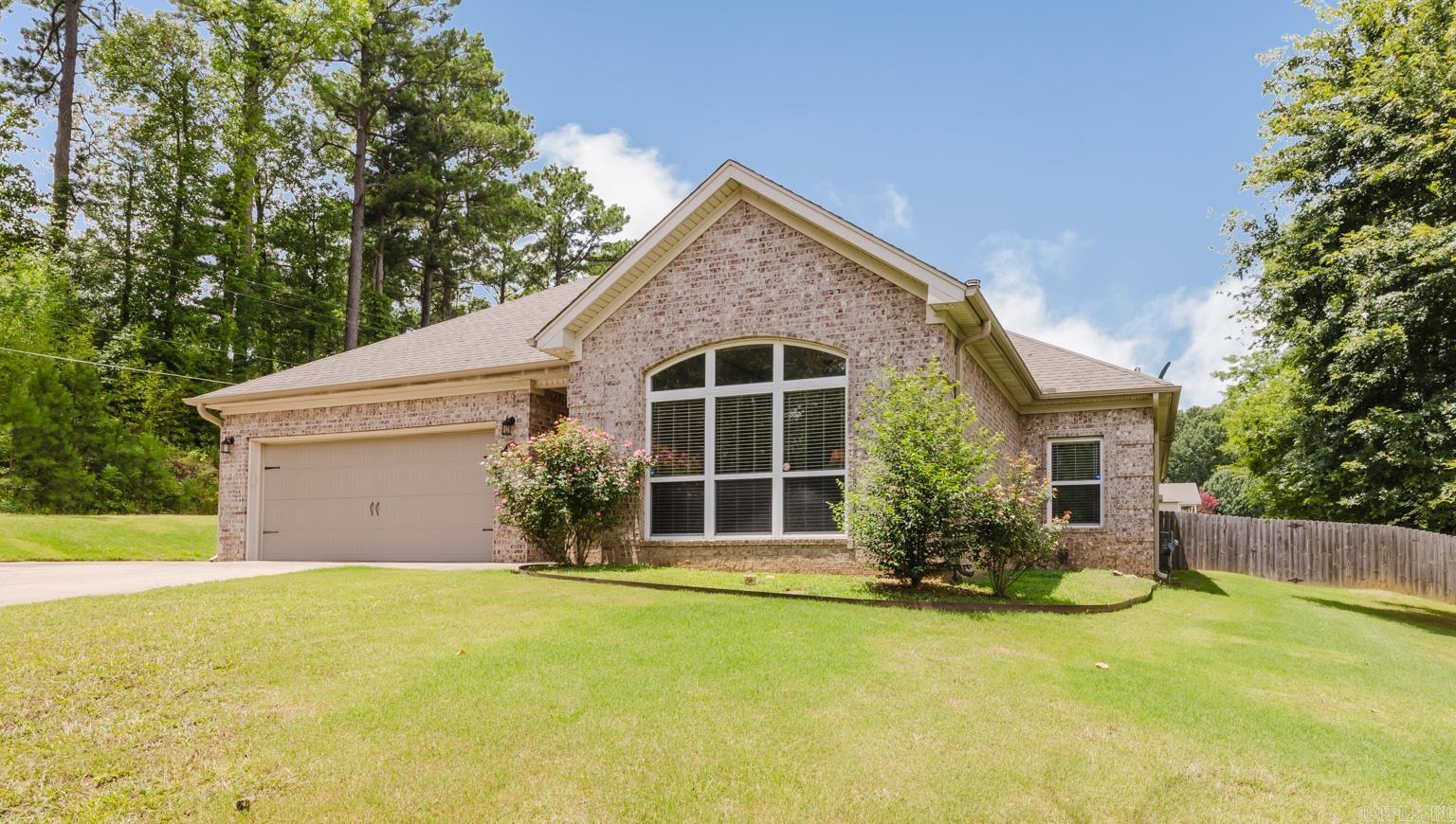 Property Photo:  4501 Meadow Ridge Ln  AR 72002 
