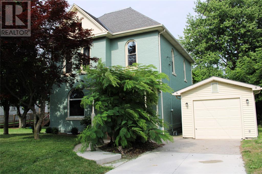 Property Photo: 568 London Street ON N0N 1T0