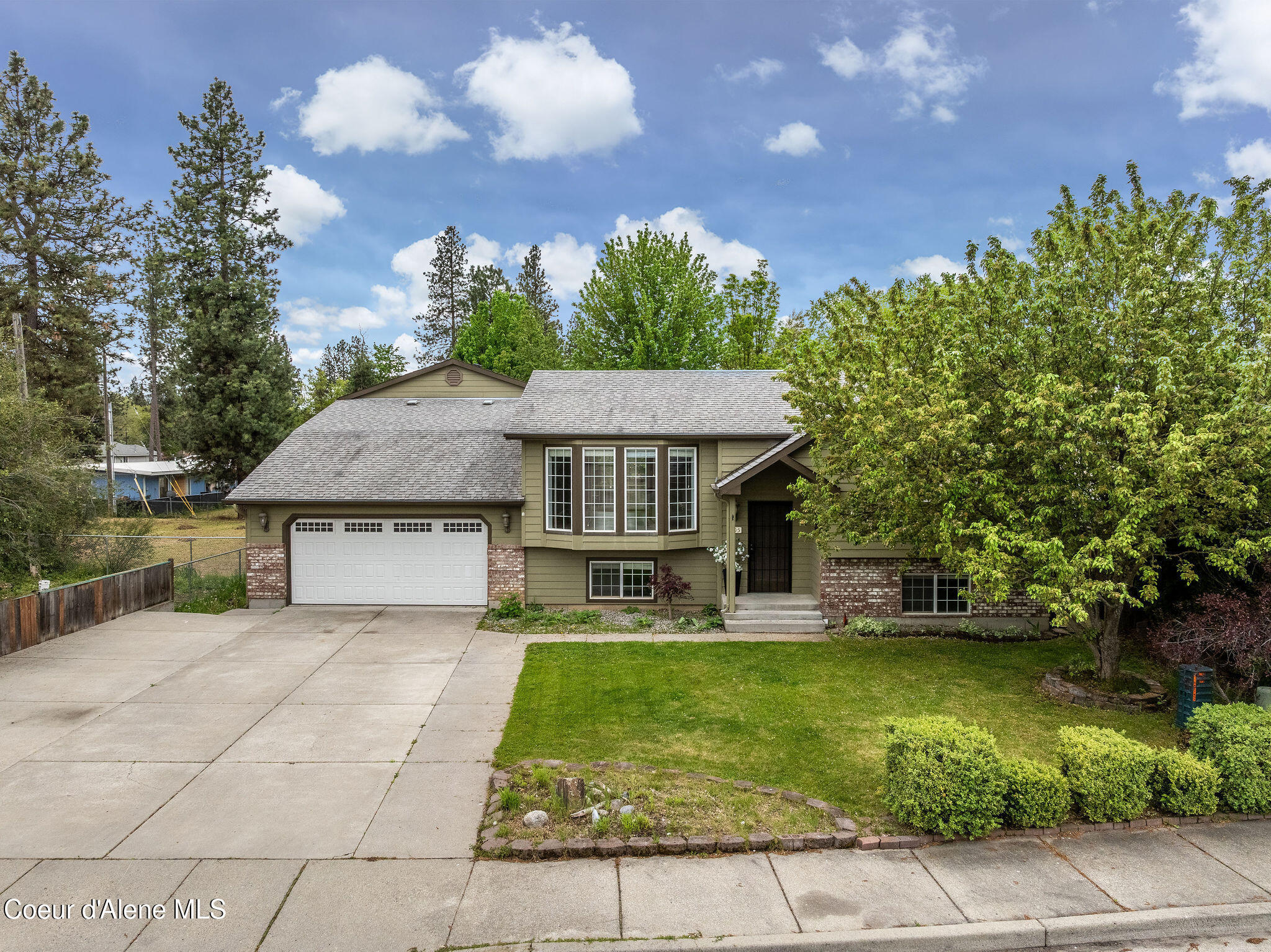 405 W 22nd Ave  Post Falls ID 83854 photo
