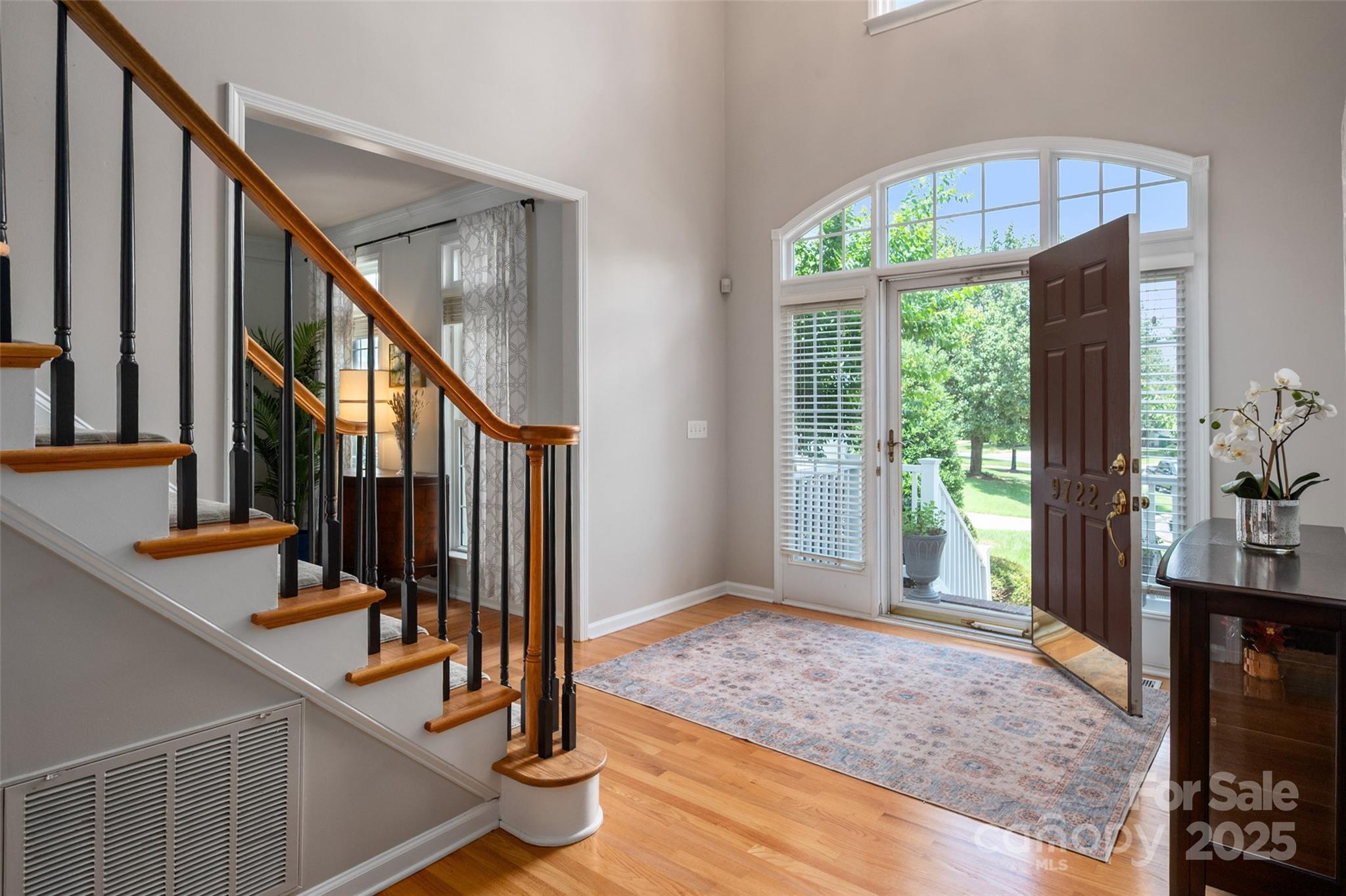 Property Photo: 9722 Tenencia Court NC 28277