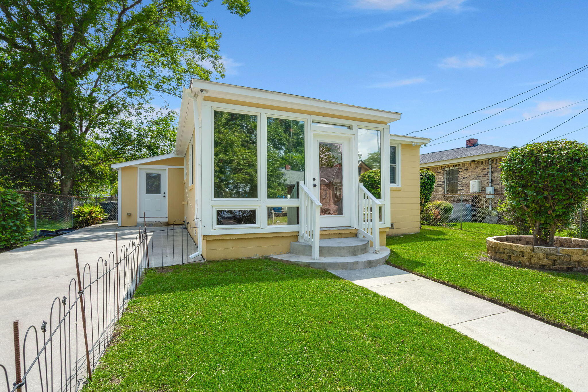 958 Battery Avenue  Charleston SC 29407 photo