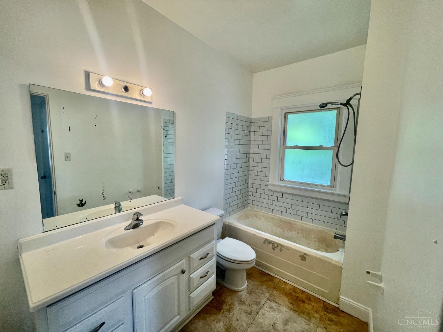 Property Photo:  2790 Shaffer Avenue  OH 45211 
