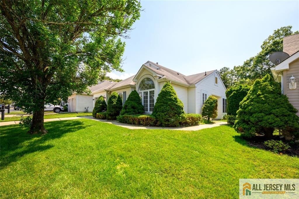 Property Photo: 4 Penny Lane NJ 08527