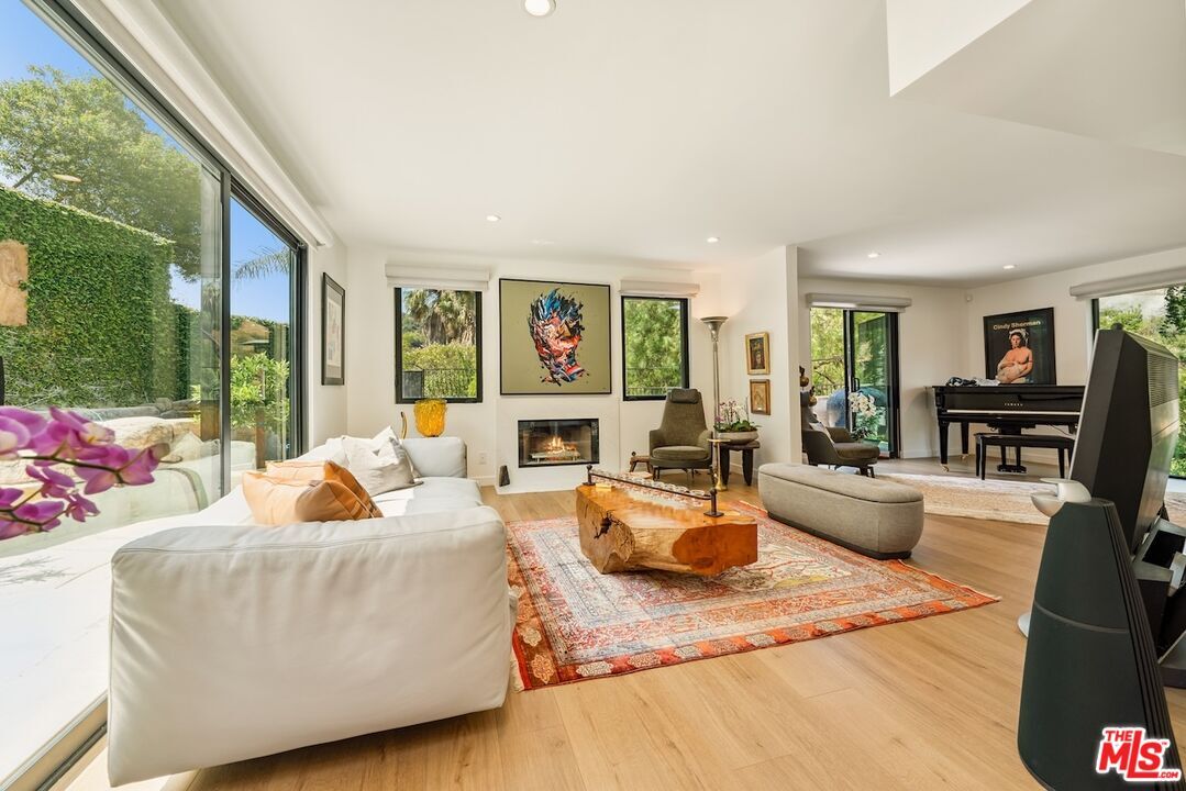 Property Photo: 2450 Coldwater Canyon Dr CA 90210