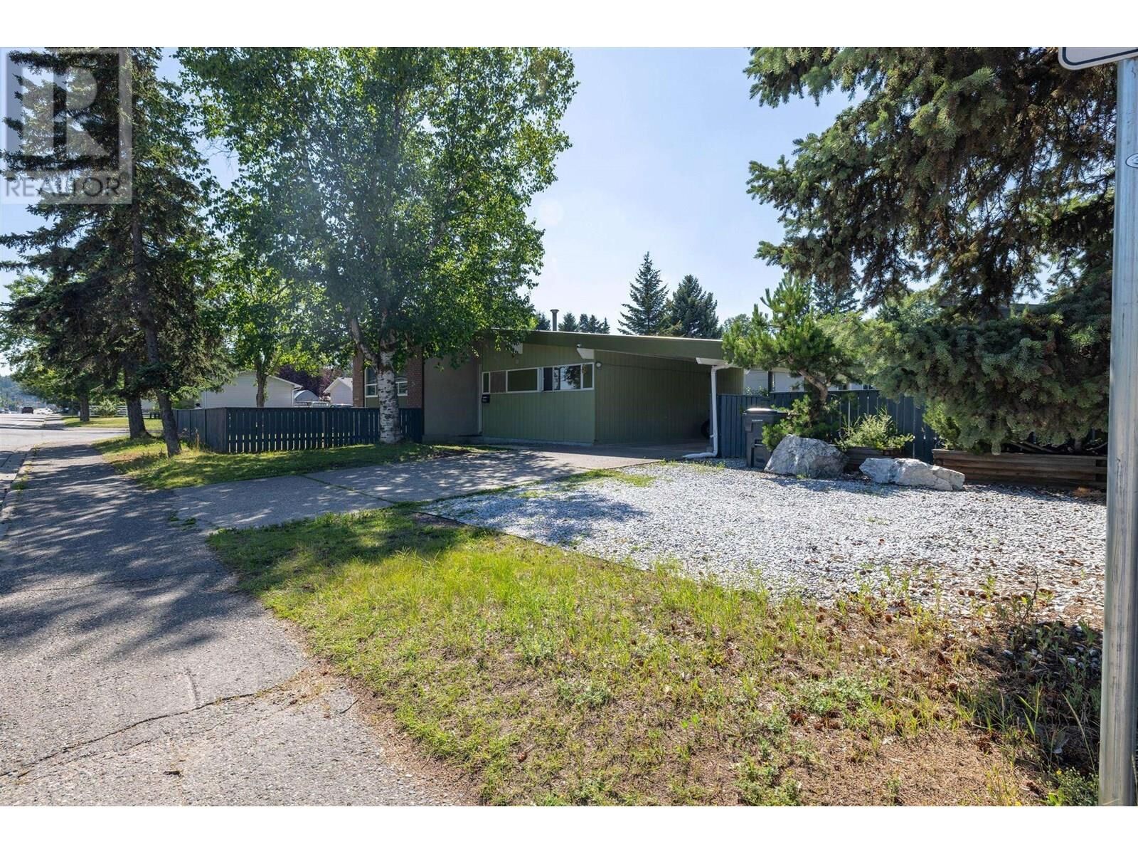 Property Photo: 2955 Westwood Drive BC V2N 1R7