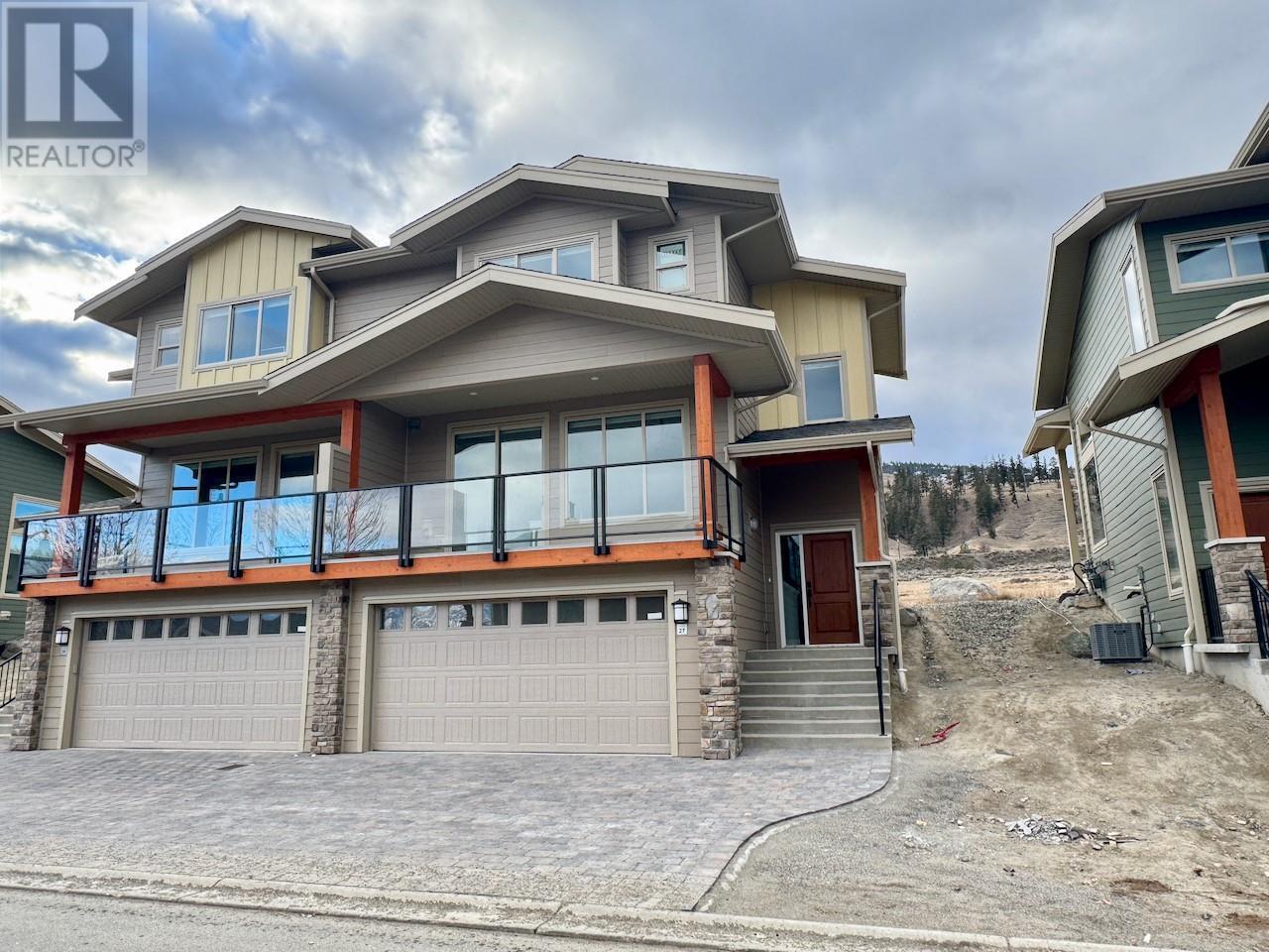 Property Photo: 130 Colebrook Road 27 BC V1S 0B3