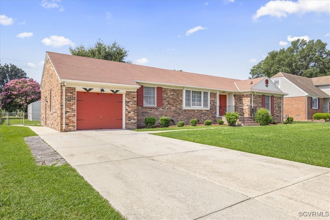 Property Photo:  1249 Riveroaks Drive  VA 23834 